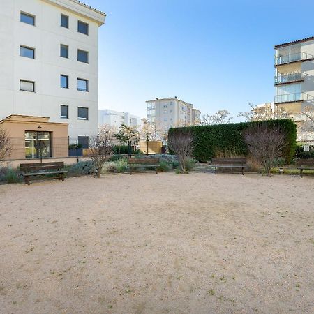 V010 - Milenium - Roses Apartman Kültér fotó