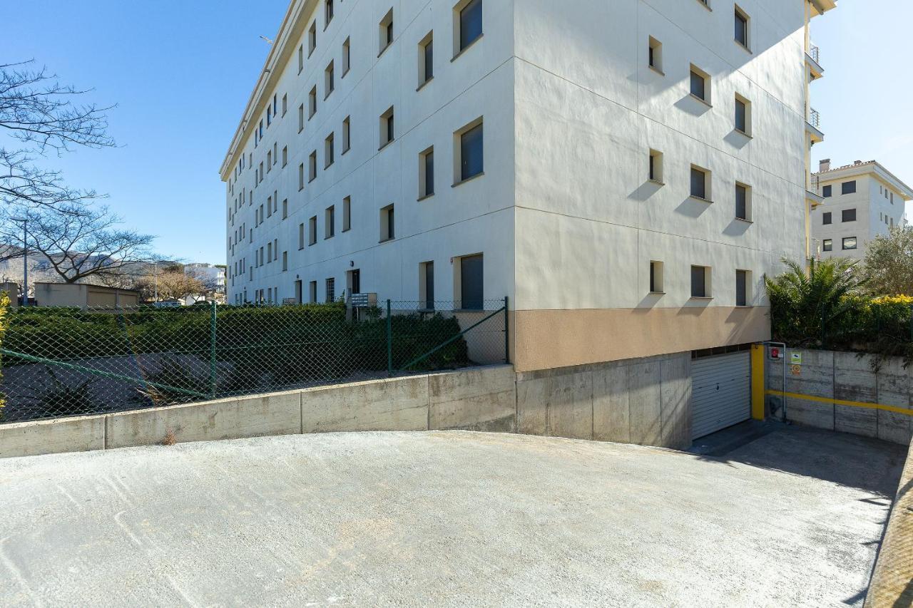 V010 - Milenium - Roses Apartman Kültér fotó