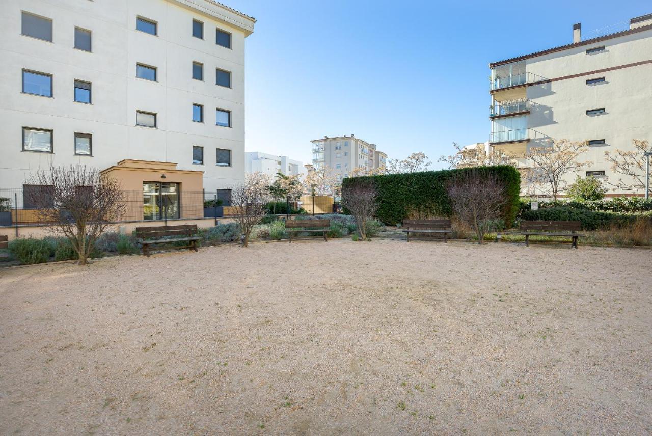 V010 - Milenium - Roses Apartman Kültér fotó